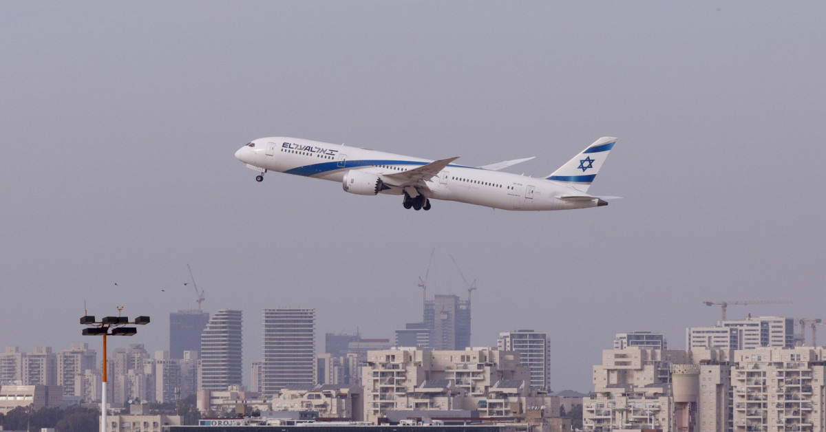 سلطنة عمان تكبح استفادة الطيران الإسرائيلي من الأجواء السعودية