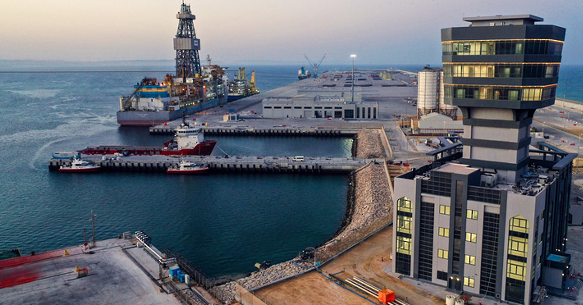 سلطنة عمان تطلق برنامج “تنويع” لتسريع تحقيق المستهدفات المحددة للتنويع الاقتصادي