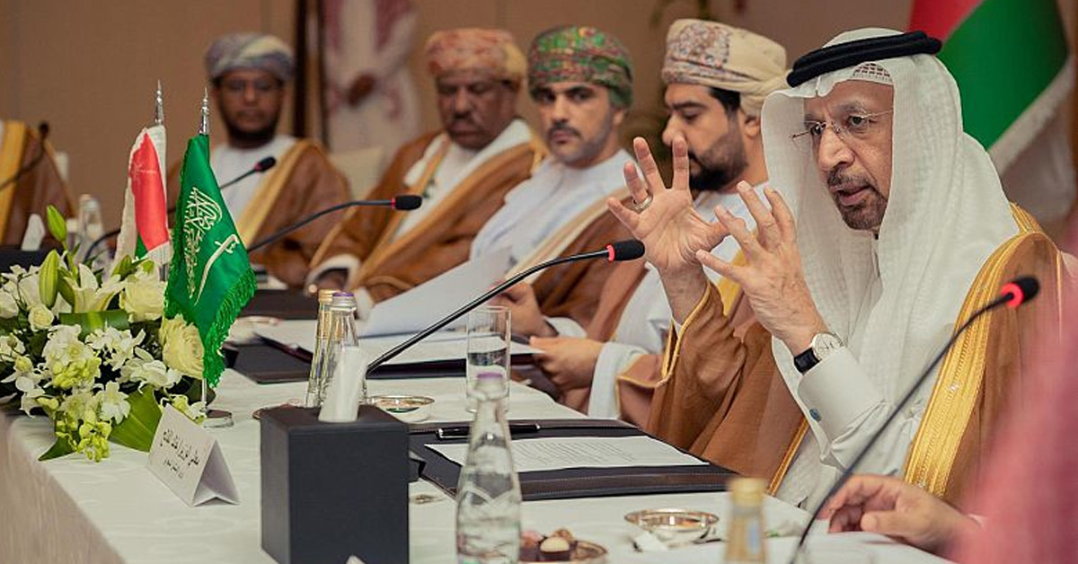 الفالح يؤكدُ أهميةَ تعزيز وتمكين التواصل بين السعودية وسلطنة عمان